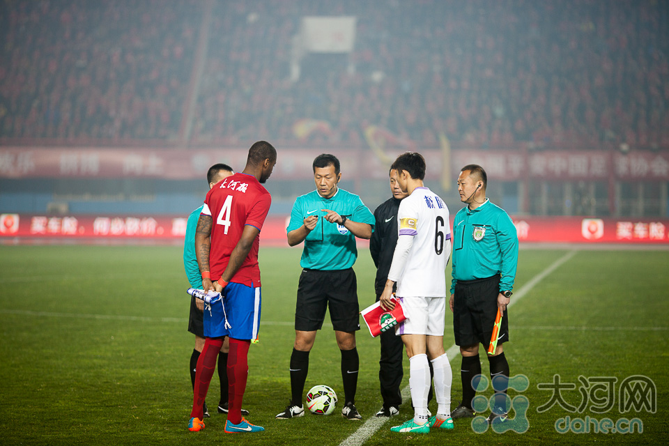 河南建业主场不敌泰达,遭遇连败 河南建业主场不敌泰达,遭遇连败