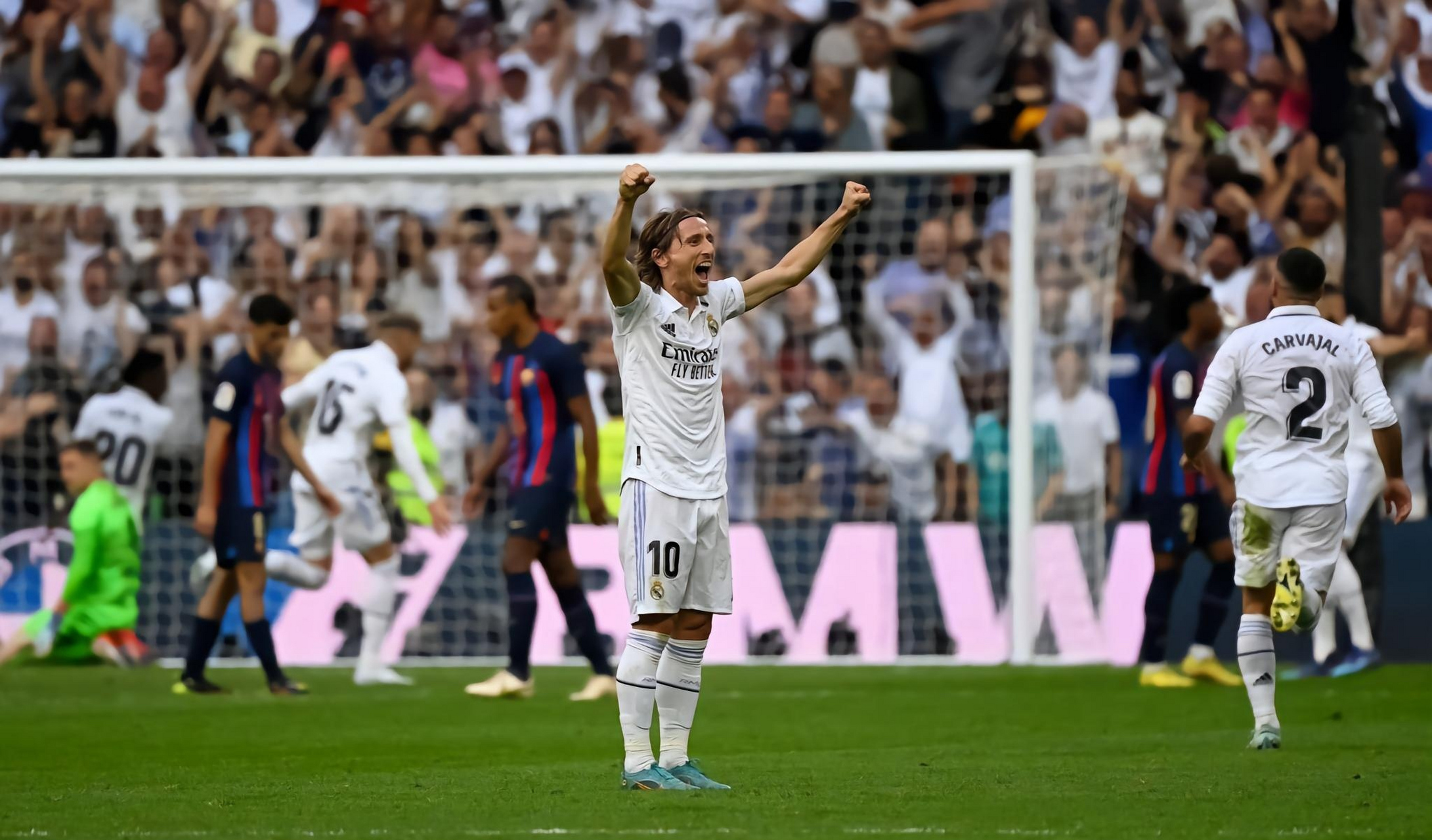 本泽马传射破门，帮助皇马取胜