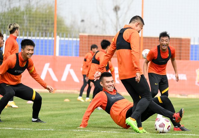 同乐城网站入口-赛季备战紧张推进，全队备战状态火爆的简单介绍